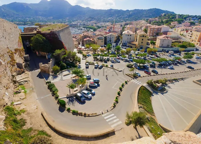 Les Pieds Dans L'eau T2 A *