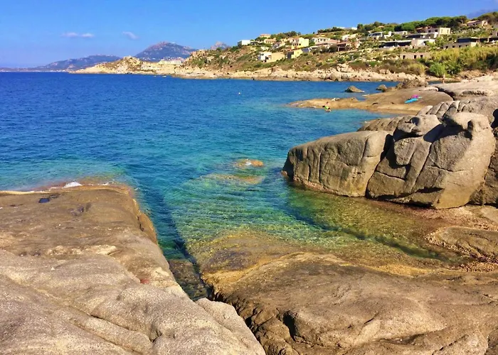 Les Pieds Dans L'eau T2 A *