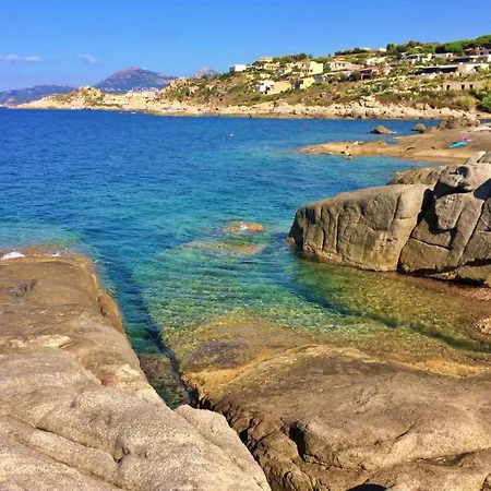 Les Pieds Dans L'eau T2 A *